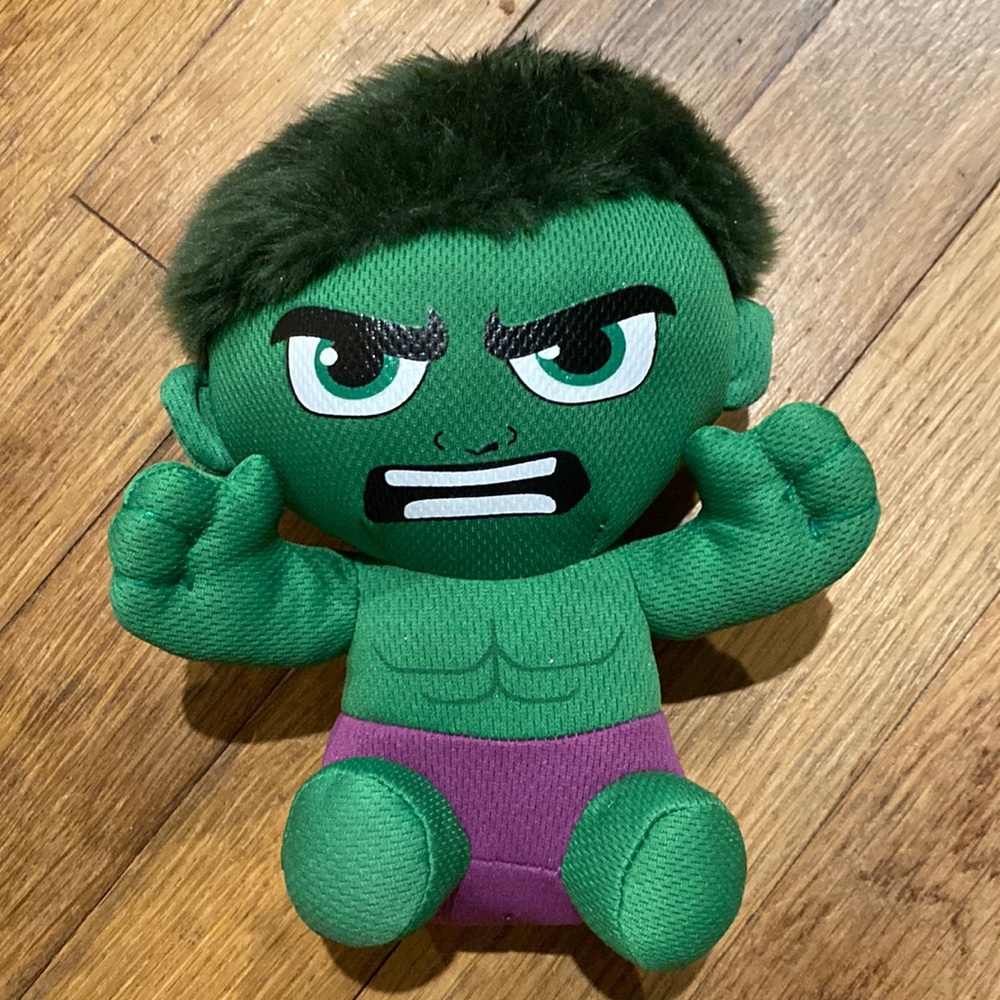 Ty Marvel. Incredible Hulk plush toy.  Approximately 7 inches tall